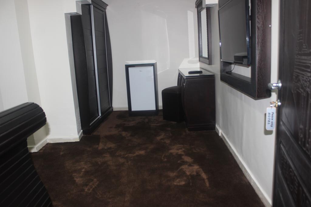 Peace Way Hotel Petra Kültér fotó