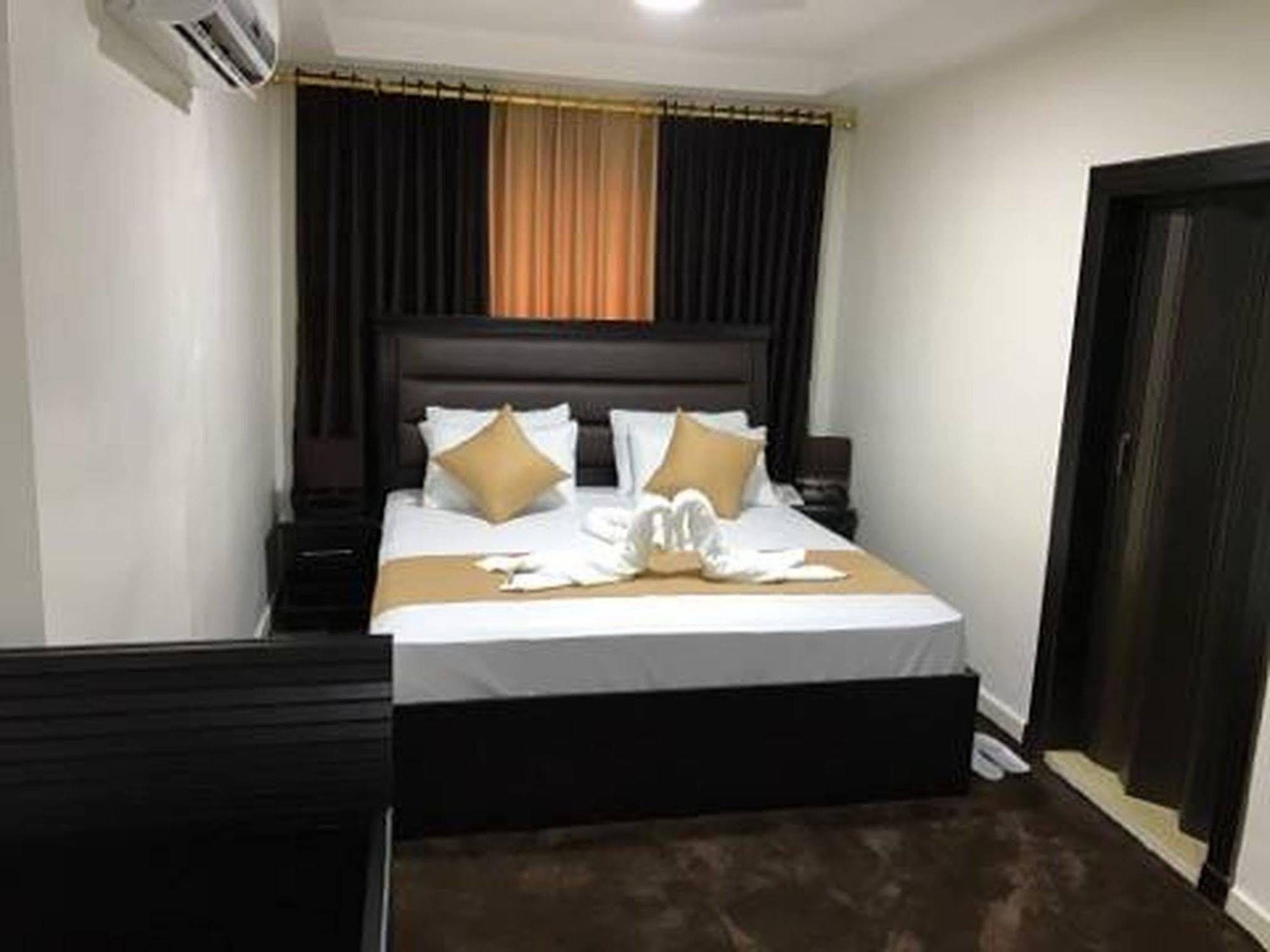 Peace Way Hotel Petra Kültér fotó